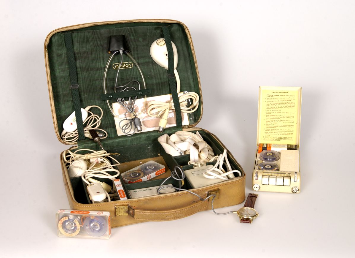 Minifon Attaché Wire Recorder Kit