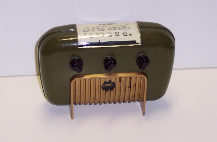 Small Xonex Transistor Radio